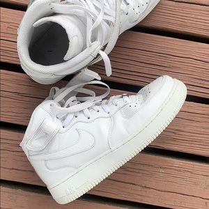 NIKE Air Force 1 Mid high top white Velcro strap